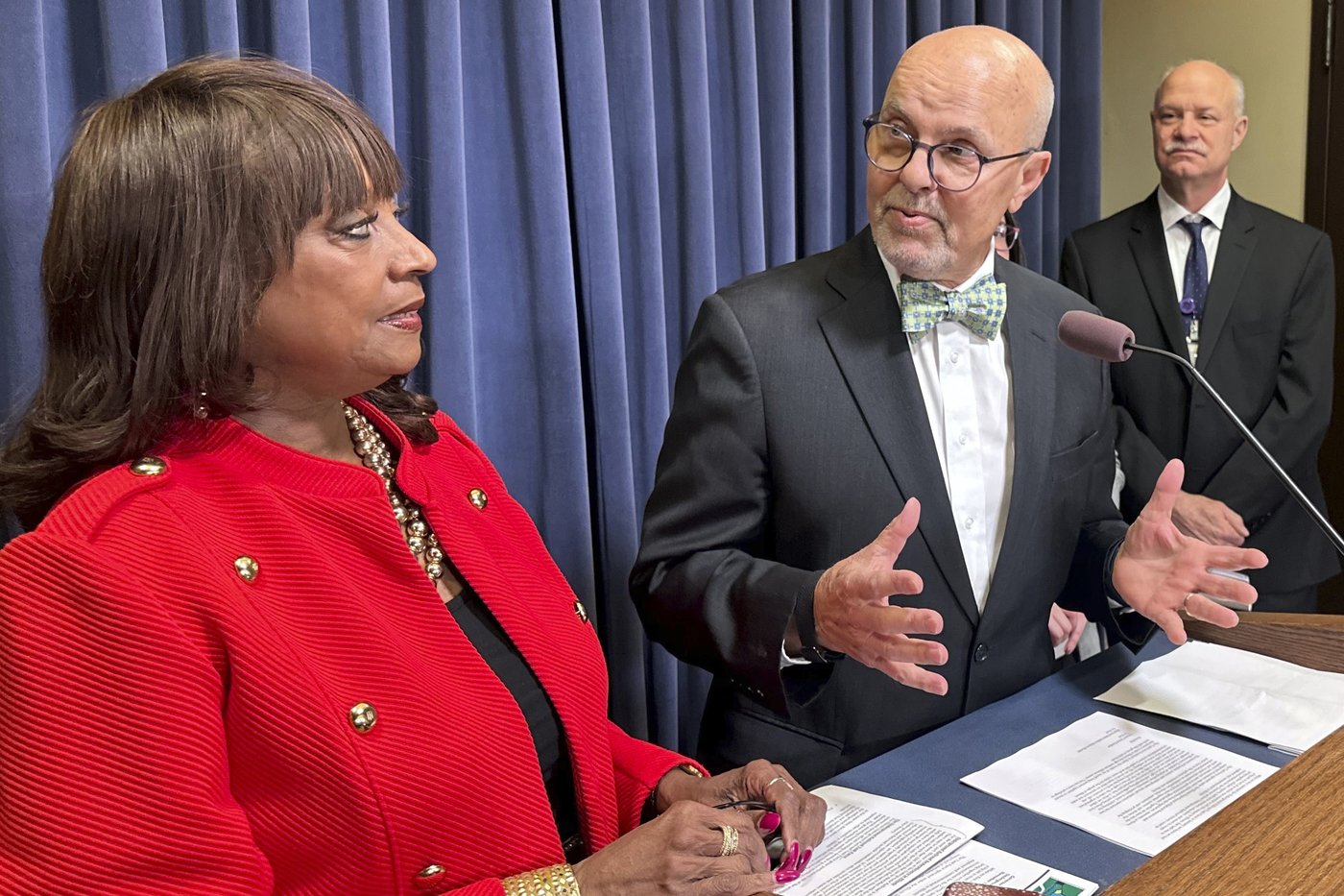 Panel advises Illinois commemorate its role in helping slaves escape the South | iNFOnews.ca
