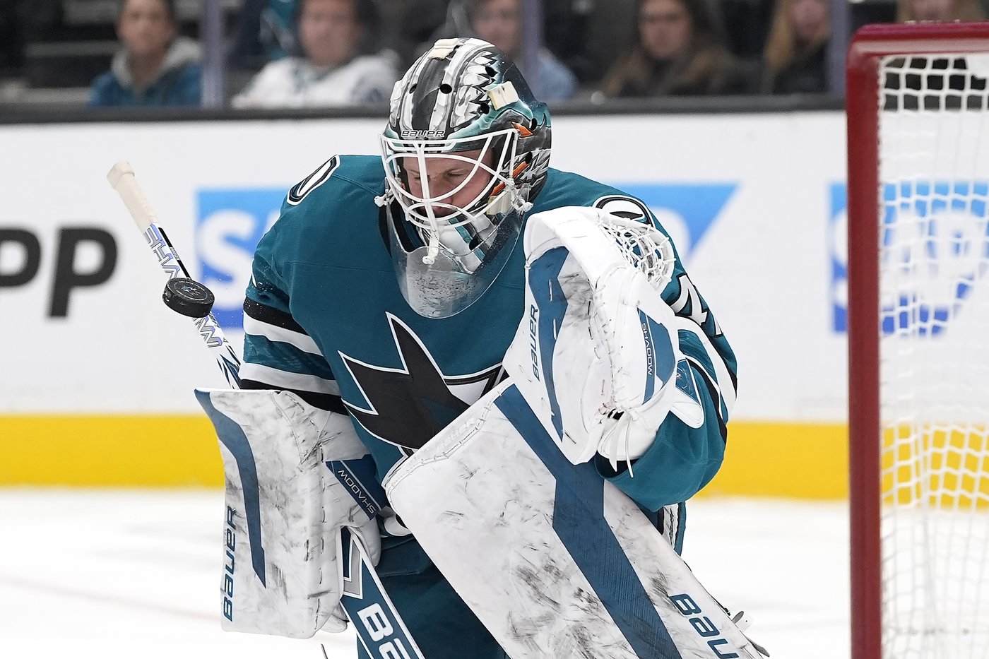 Celebrini returns from injury and Wennberg scores in OT to lift Sharks over Blue Jackets 2-1 | iNFOnews.ca Celebrini returns from injury and Wennberg scores in OT to lift Sharks over Blue Jackets 2-1 | iNFOnews.ca