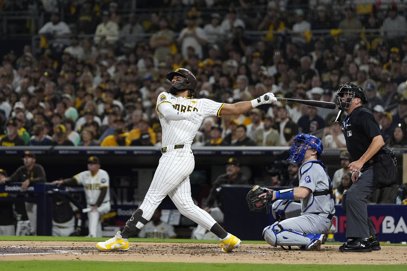 Tatis homers again as the Padres beat the Dodgers 6-5 for a 2-1 NLDS lead | iNFOnews.ca Tatis homers again as the Padres beat the Dodgers 6-5 for a 2-1 NLDS lead | iNFOnews.ca