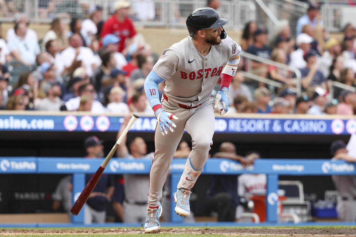 Story's homer and Giolito's strong outing lift Red Sox over Twins 8-5 | iNFOnews.ca