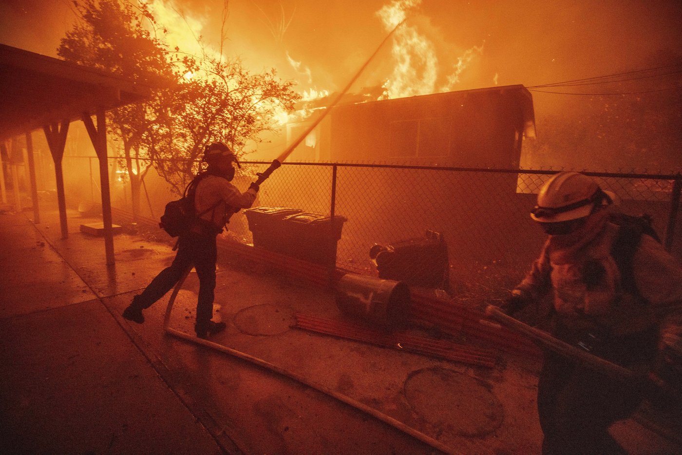 LA fires charred homes into piles of metal and concrete. By recycling them, they're given new life | iNFOnews.ca LA fires charred homes into piles of metal and concrete. By recycling them, they're given new life | iNFOnews.ca