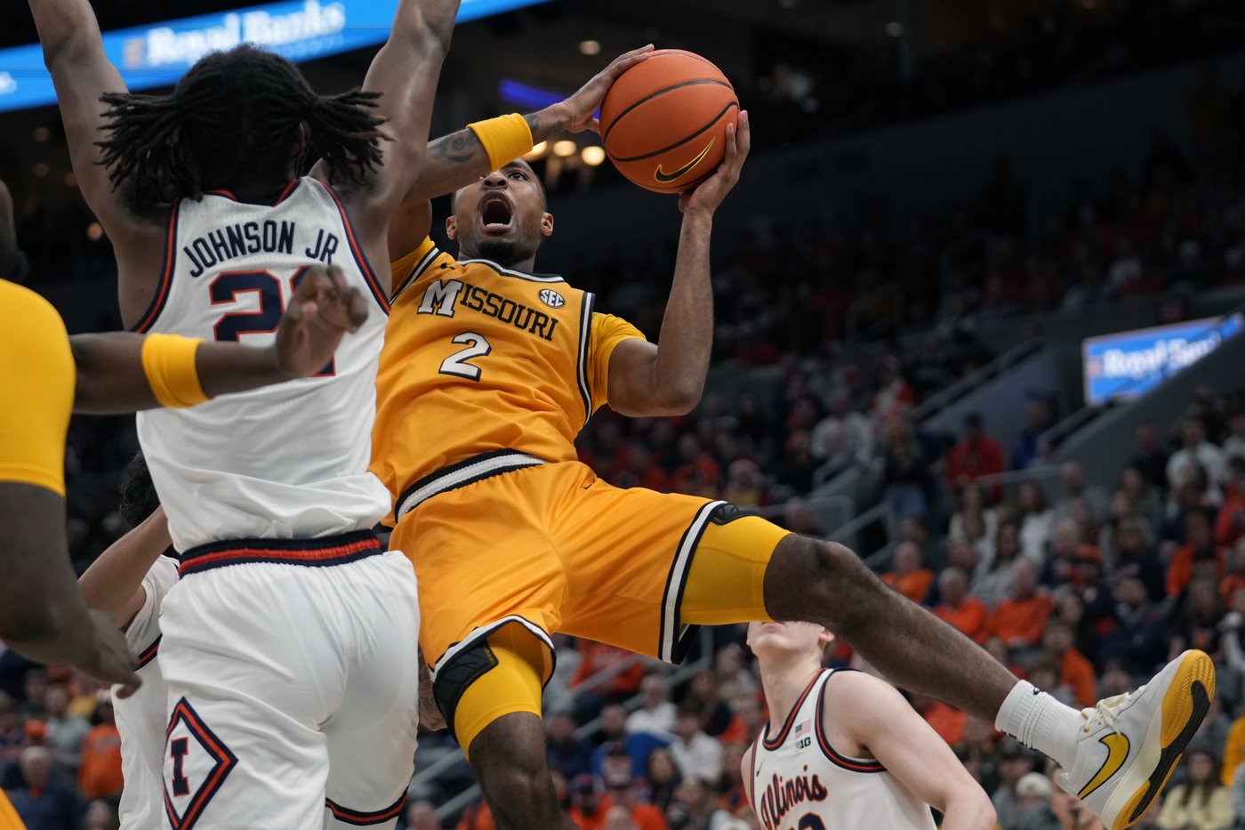 Kasparas Jakucionis scores 21, lifts Illinois over Missouri in 80-77 thriller | iNFOnews.ca