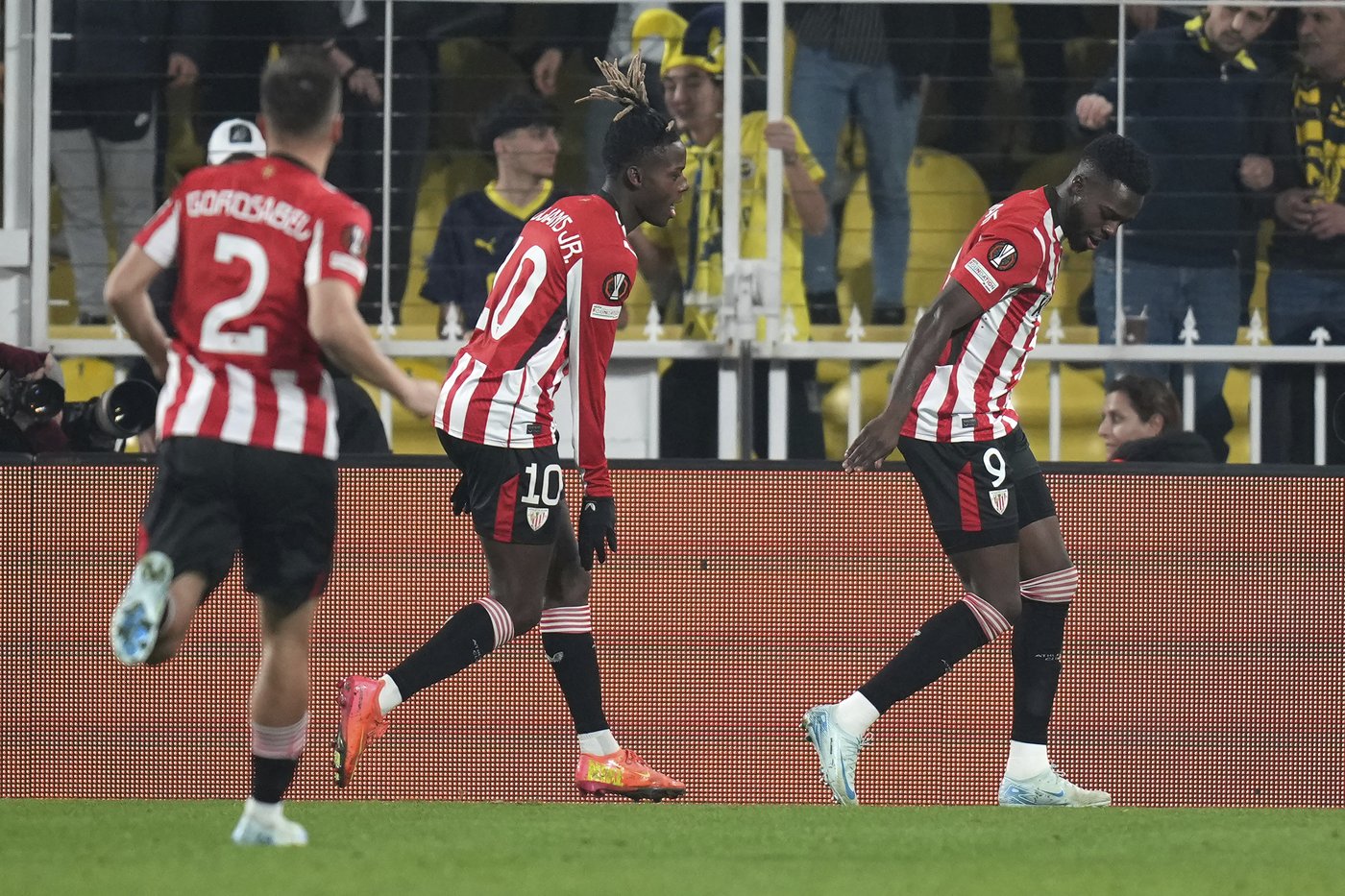 Inaki Williams' 2 goals lead Bilbao to 2-0 win over Fenerbahce in Europa League | iNFOnews.ca Inaki Williams' 2 goals lead Bilbao to 2-0 win over Fenerbahce in Europa League | iNFOnews.ca