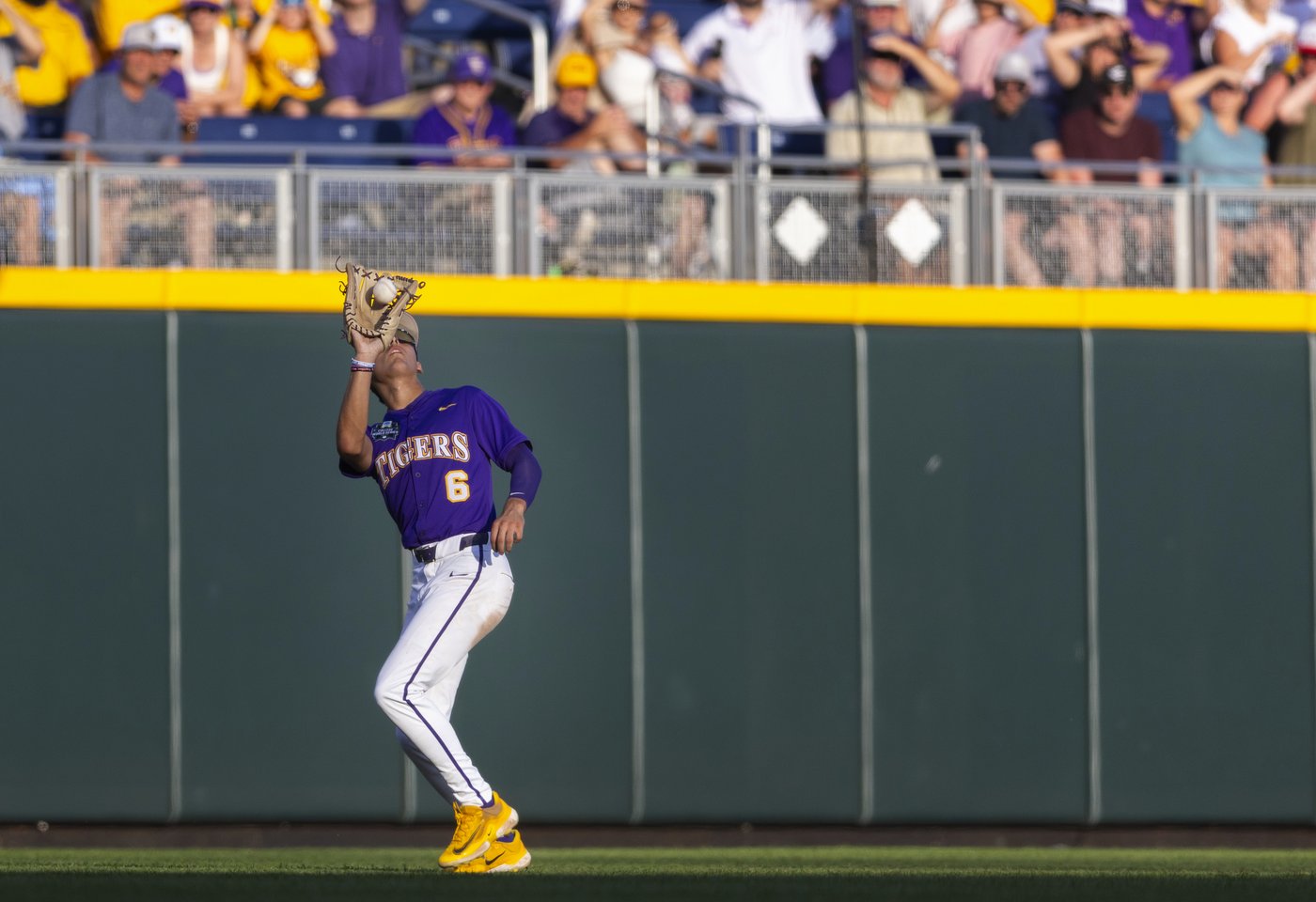 Anderson's 3-hitter against Coastal Carolina in CWS finals opener puts LSU 1 win away from title | iNFOnews.ca