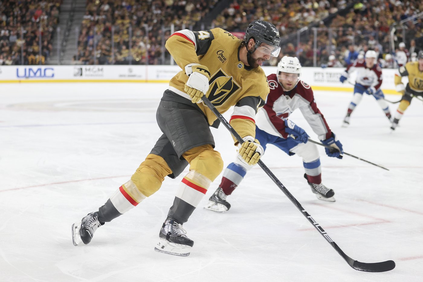Barbashev, Stone and Olofsson each score two, Golden Knights top Avalanche 8-4 in season-opener | iNFOnews.ca Barbashev, Stone and Olofsson each score two, Golden Knights top Avalanche 8-4 in season-opener | iNFOnews.ca