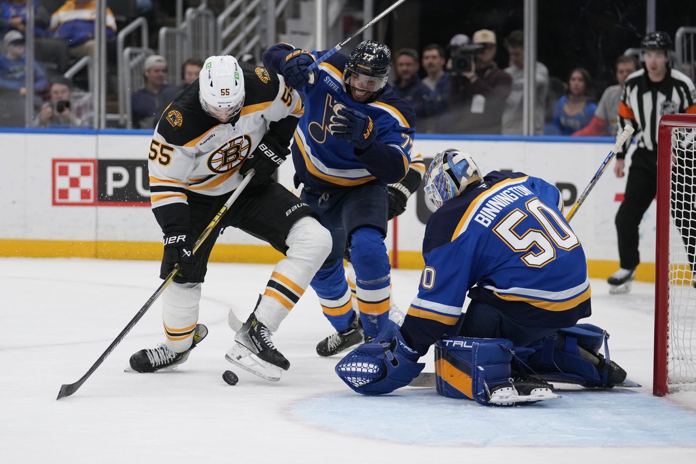 Pastrnak's goal completes rally as Bruins come back to stun Blues 3-2 | iNFOnews.ca Pastrnak's goal completes rally as Bruins come back to stun Blues 3-2 | iNFOnews.ca