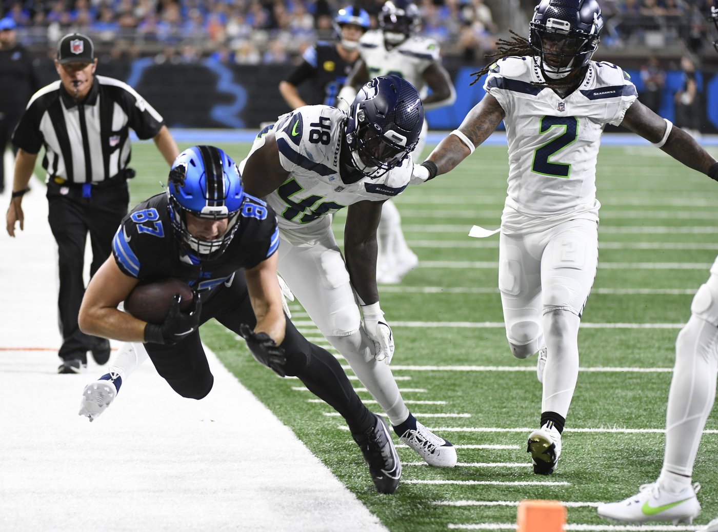 Seahawks face short week trying to rebound from first loss hosting rested Giants | iNFOnews.ca