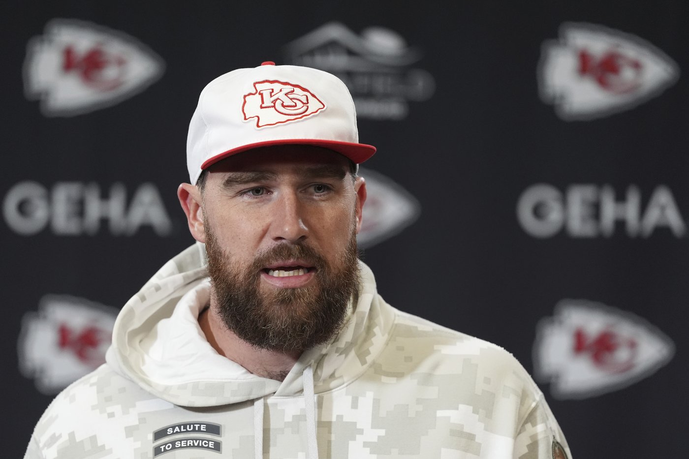 Travis Kelce says he 'used to dream' of playing QB the way Josh Allen does | iNFOnews.ca Travis Kelce says he 'used to dream' of playing QB the way Josh Allen does | iNFOnews.ca