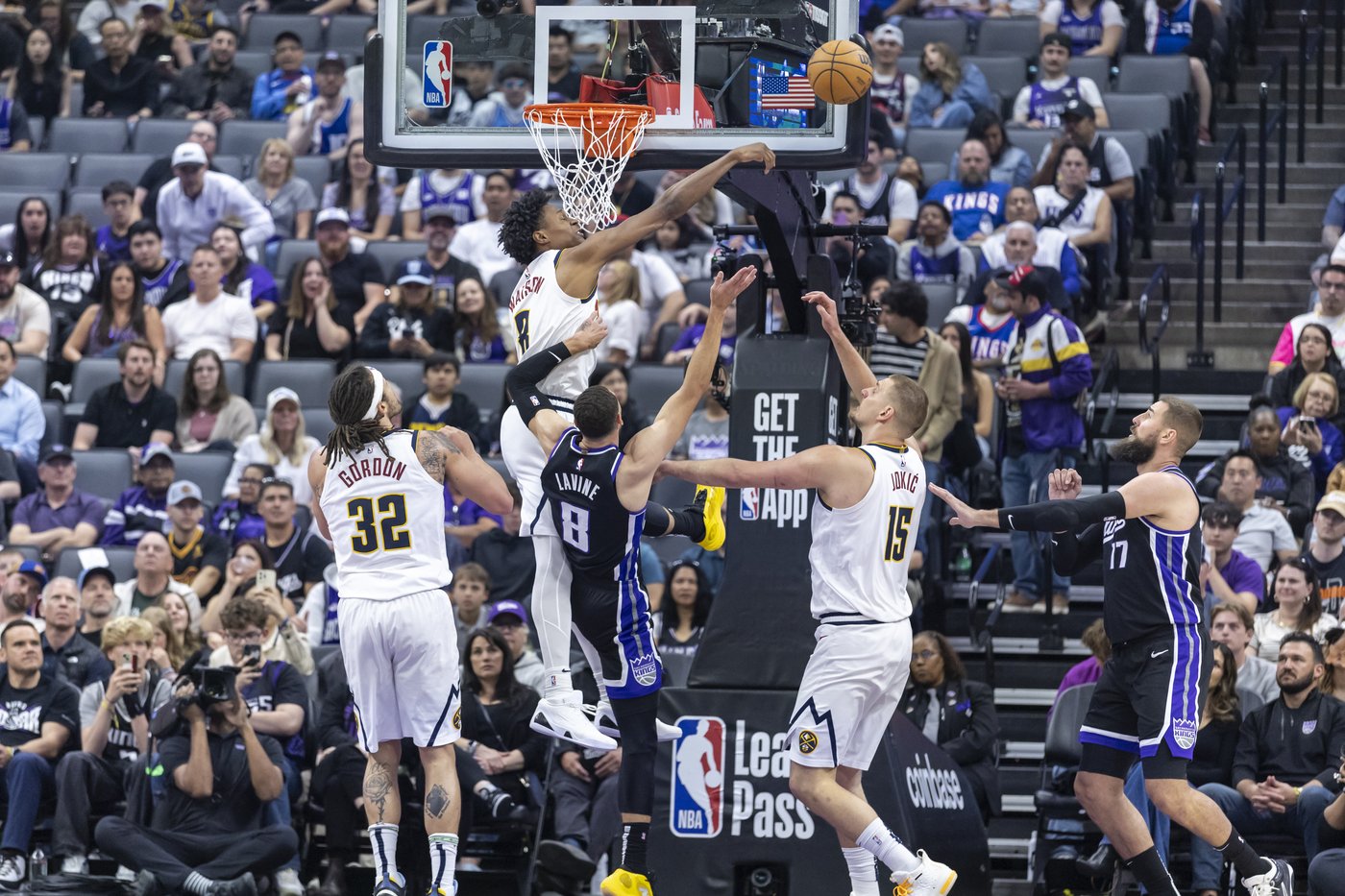 Jokic has 32nd triple-double to lead Nuggets past Kings 124-116 in Denver's 1st game without Malone | iNFOnews.ca