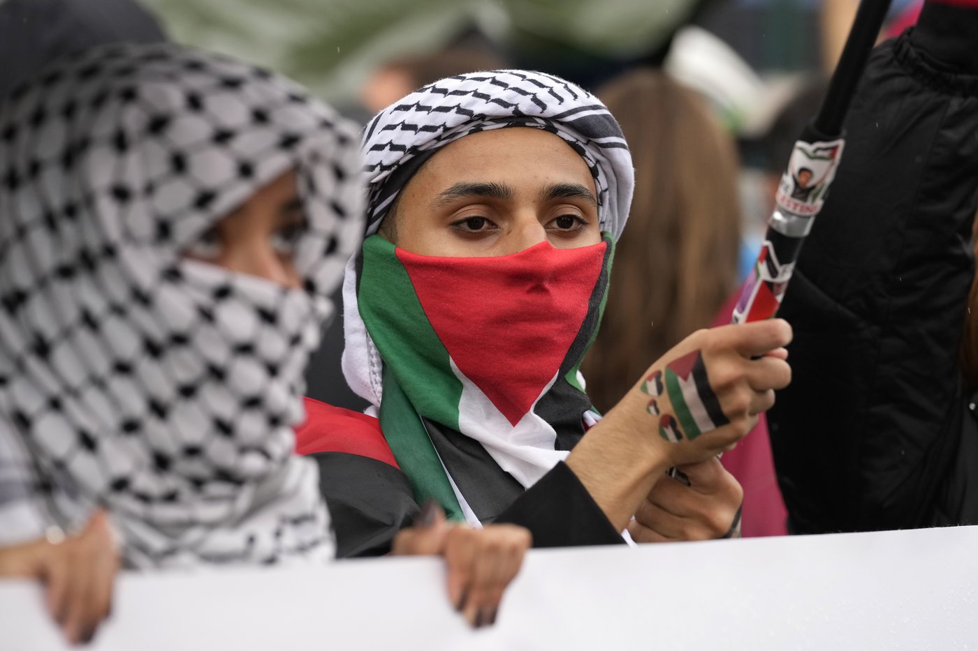 Thousands join pro-Palestinian rallies around the globe as Oct. 7 anniversary nears | iNFOnews.ca Thousands join pro-Palestinian rallies around the globe as Oct. 7 anniversary nears | iNFOnews.ca