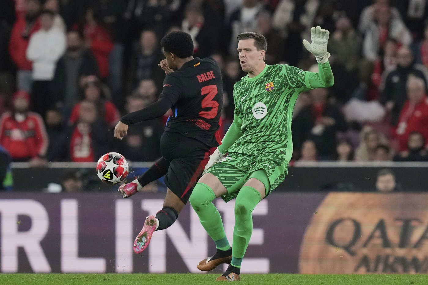 Barcelona sticks with Szczesny in goal for Champions League match against Atalanta | iNFOnews.ca