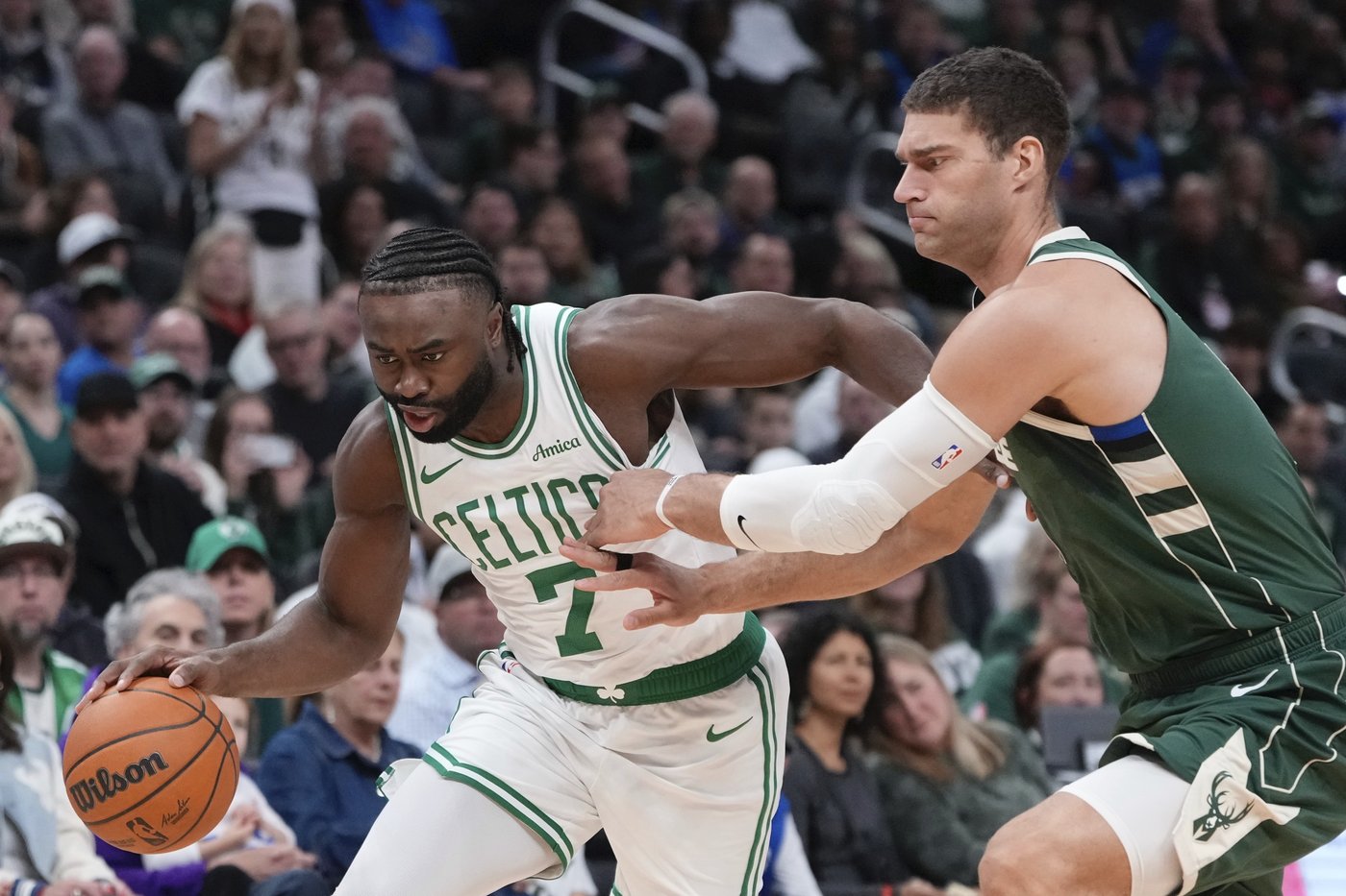 Jayson Tatum scores 23 in second half to rally Celtics to a 113-107 victory over slumping Bucks | iNFOnews.ca