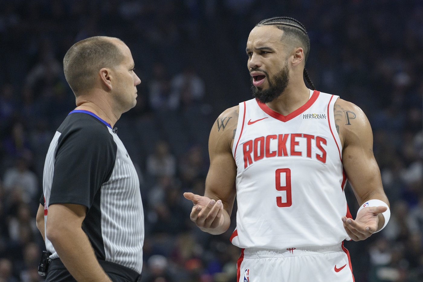 The Kings make 15 straight shots to beat the Rockets 120-111 | iNFOnews.ca