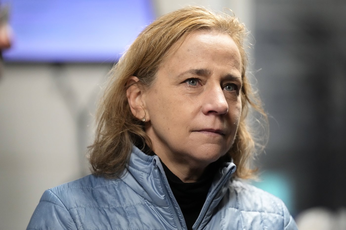 With 2 women running, the New Hampshire governor's race is both close and personal | iNFOnews.ca
