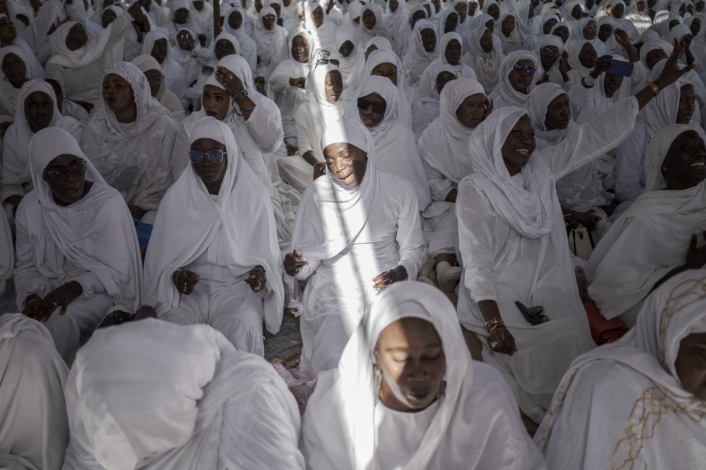Thousands of followers of a Sufi Muslim brotherhood celebrate a sacred date in Senegal | iNFOnews.ca