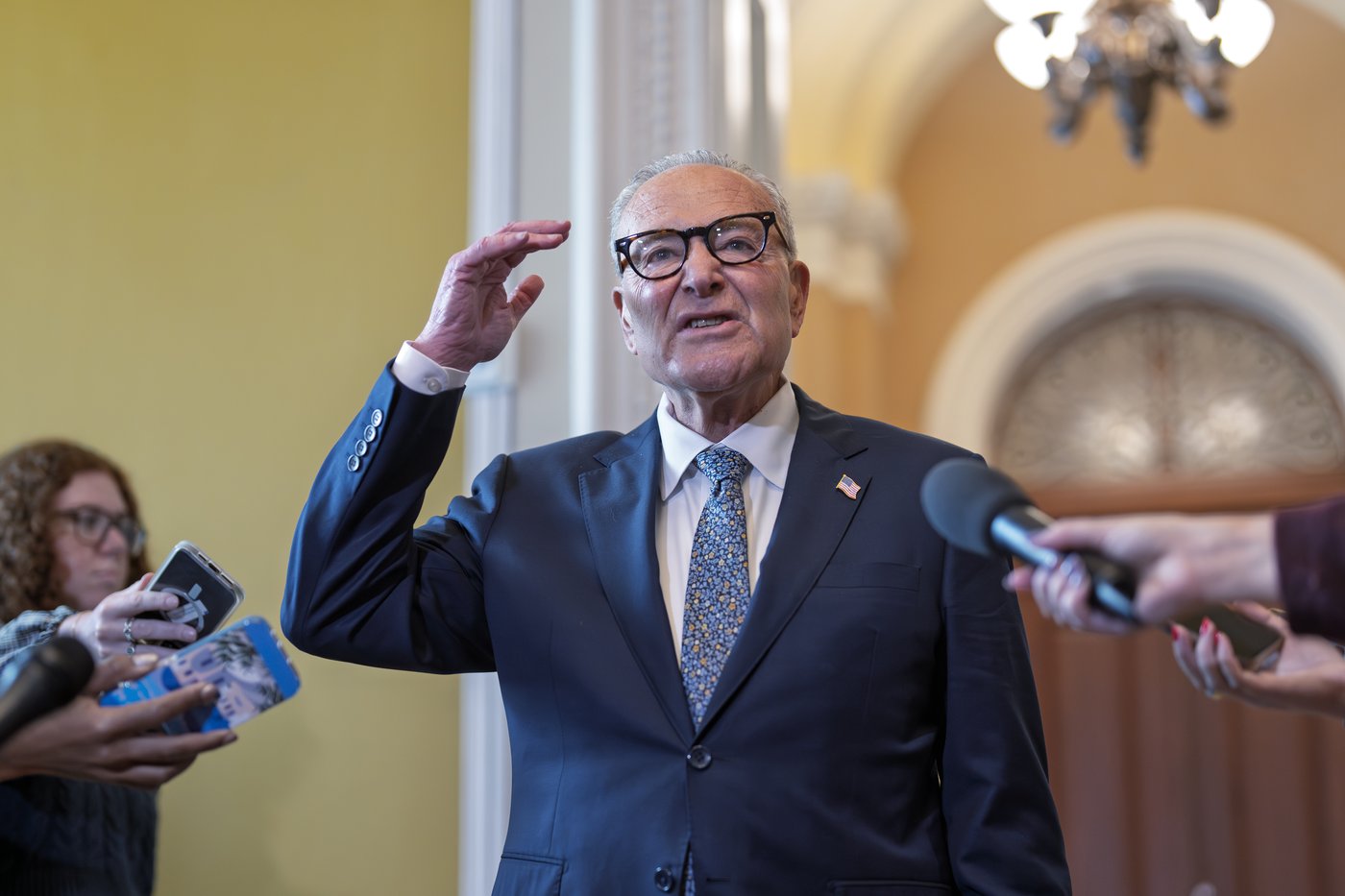 Schumer warns of a shutdown if Republicans don’t accept Democrats’ health care demands | iNFOnews.ca Schumer warns of a shutdown if Republicans don’t accept Democrats’ health care demands | iNFOnews.ca
