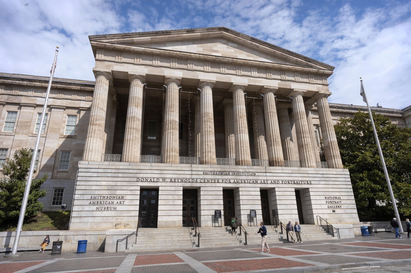 National Endowment for the Arts cuts off funding, pushes for staff resignations | iNFOnews.ca National Endowment for the Arts cuts off funding, pushes for staff resignations | iNFOnews.ca