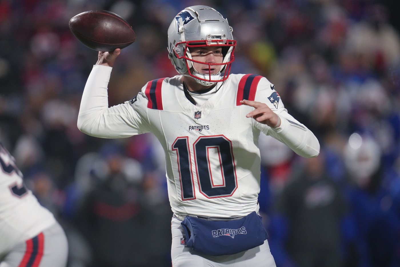 Chargers and NFL's stingiest defense closing in on playoff berth against struggling Pats | iNFOnews.ca Chargers and NFL's stingiest defense closing in on playoff berth against struggling Pats | iNFOnews.ca