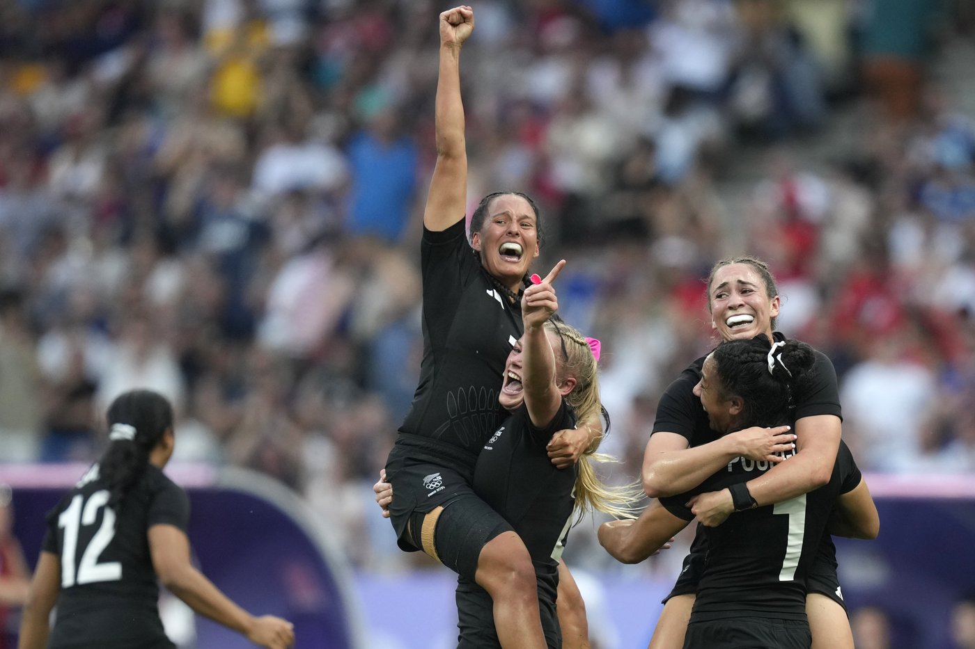 South Africa men, New Zealand women win the Sevens world championship titles in Los Angeles | iNFOnews.ca