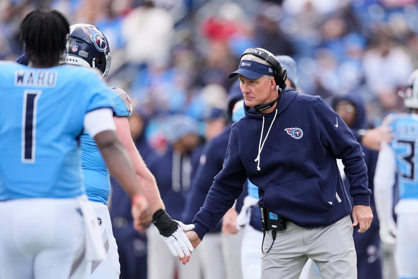 Tennessee Titans tied for NFL's worst record at 1-8 at midpoint of season | iNFOnews.ca