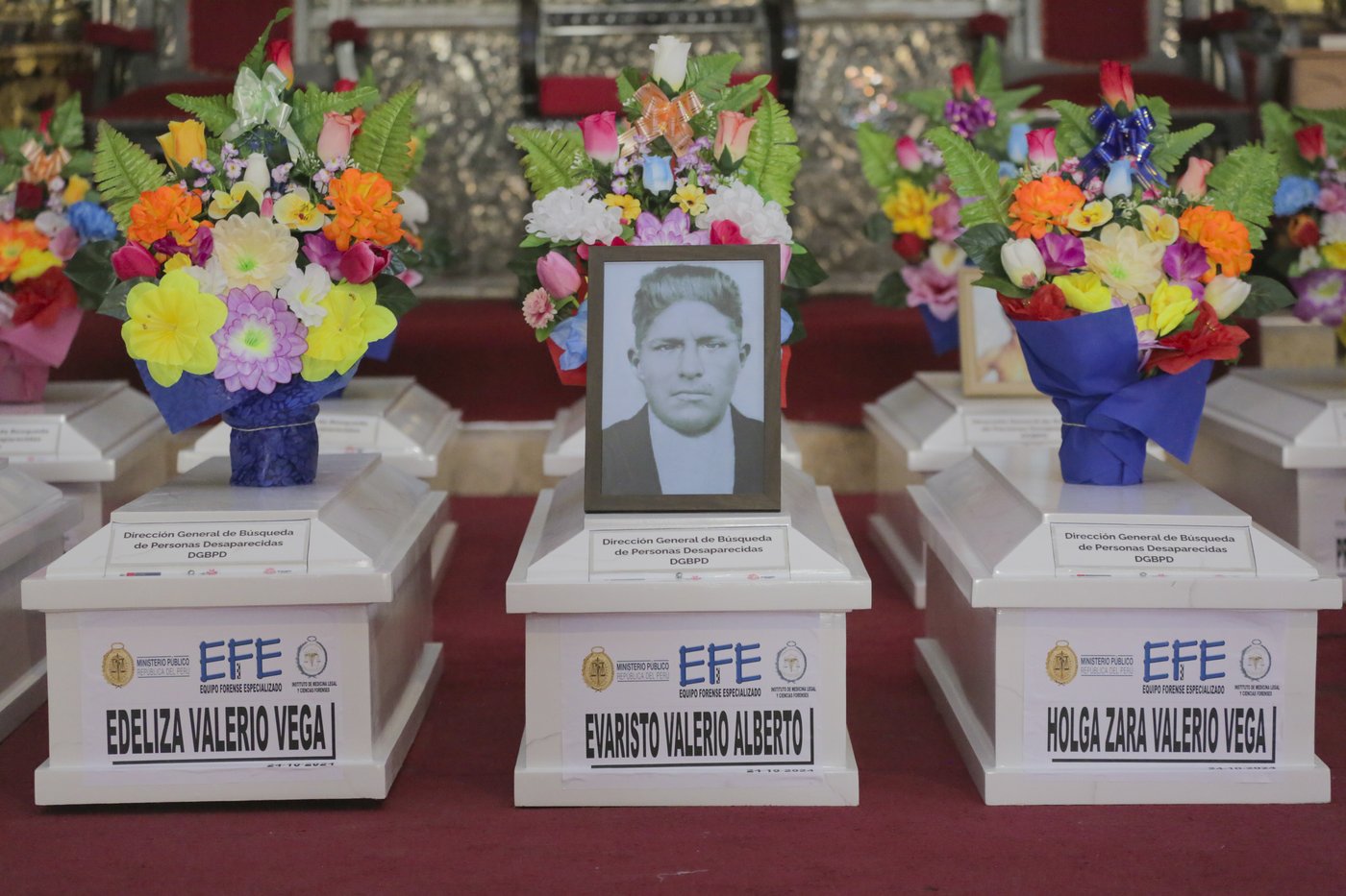 Peru's disappeared: Dozens look for relatives lost to violence. A woman who knows their sorrow helps | iNFOnews.ca Peru's disappeared: Dozens look for relatives lost to violence. A woman who knows their sorrow helps | iNFOnews.ca