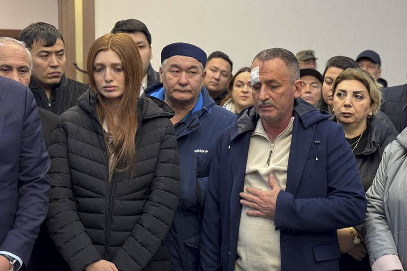 Azerbaijani and U.S. officials suggest plane that crashed may have been hit by weapons fire | iNFOnews.ca