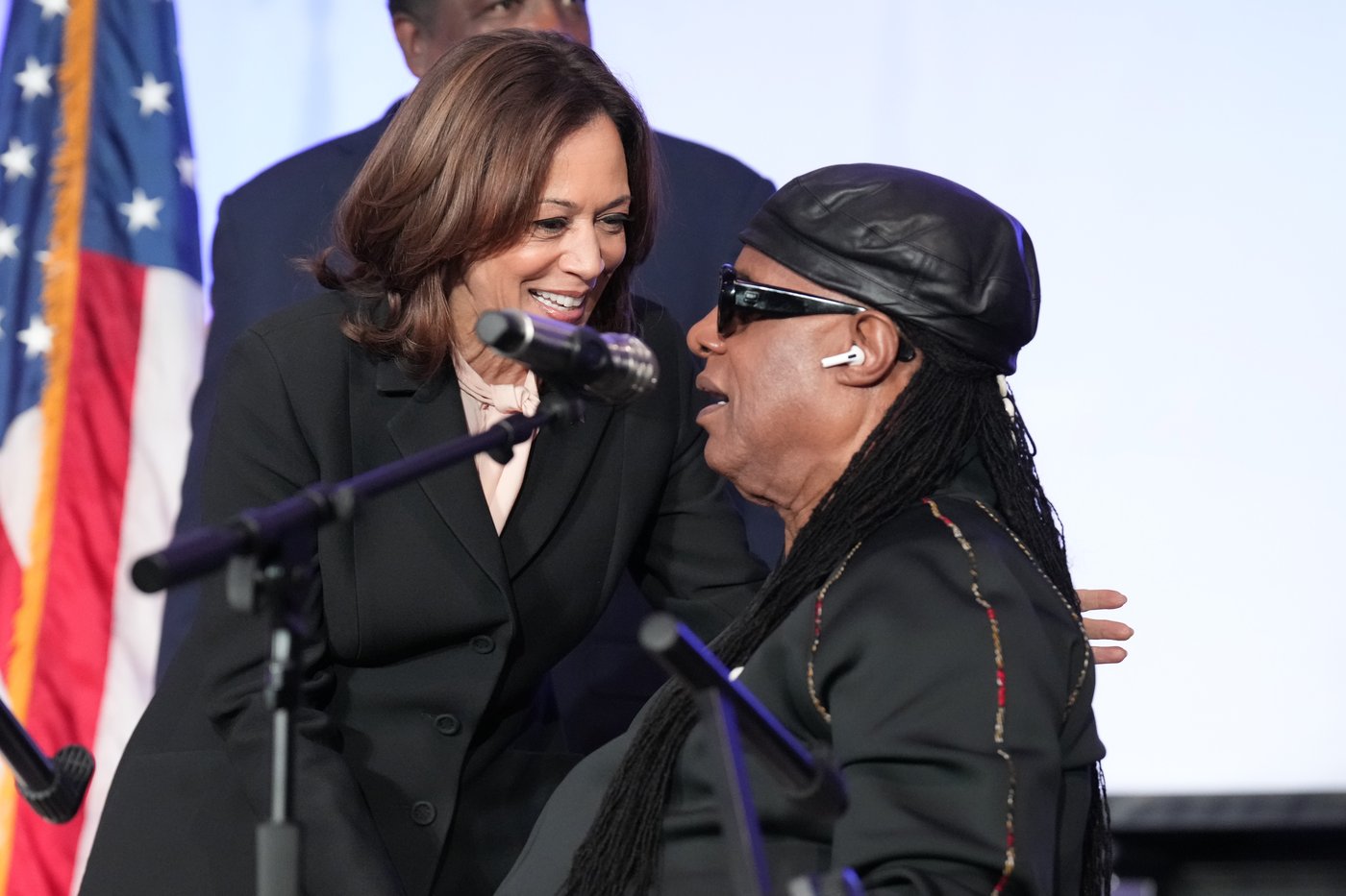 Harris urges Black churchgoers in Georgia to head out to vote and gets an assist from Stevie Wonder | iNFOnews.ca Harris urges Black churchgoers in Georgia to head out to vote and gets an assist from Stevie Wonder | iNFOnews.ca