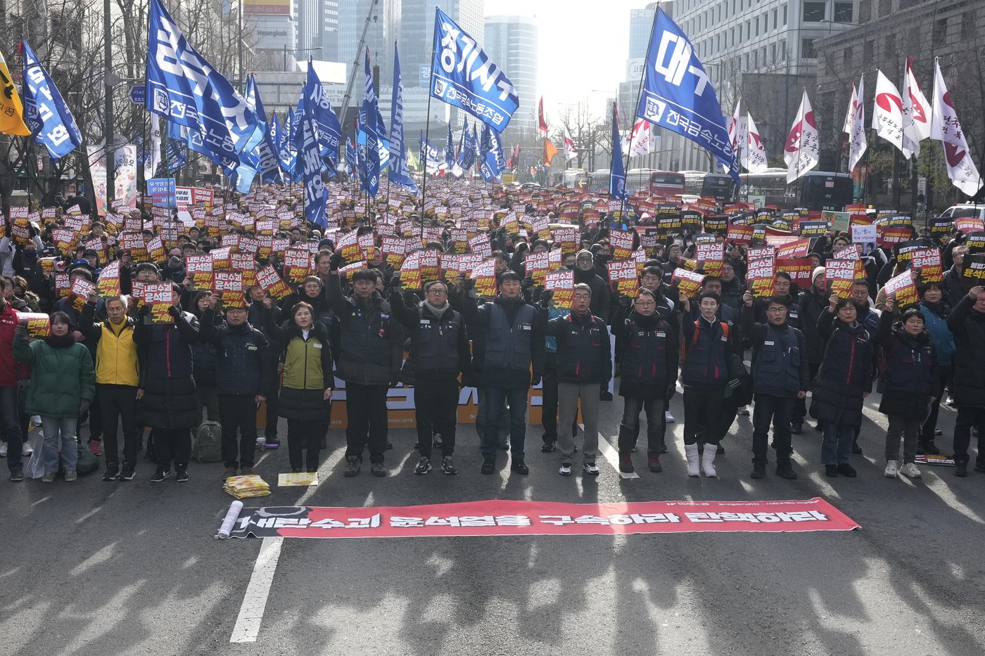 What to know about martial law and the impeachment vote threatening South Korea's president | iNFOnews.ca