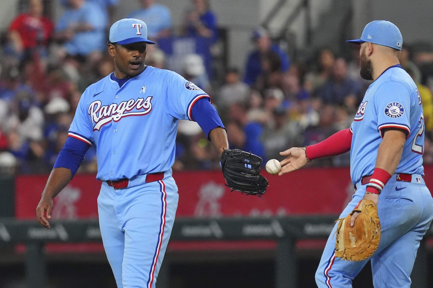 Texas rookie Kumar Rocker keeps scoreless start intact with help from pickle juice | iNFOnews.ca