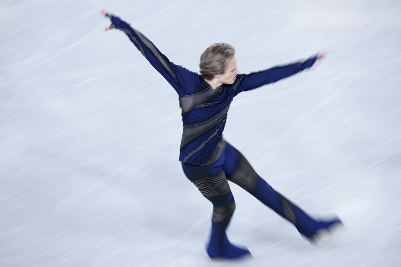 Malinin builds big lead at figure skating Grand Prix Final and Hase and Volodin win pairs | iNFOnews.ca