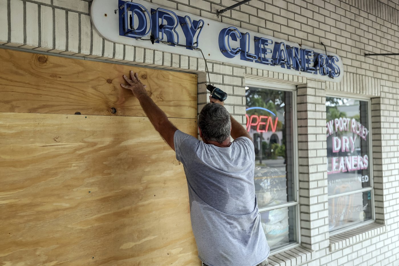 The Latest: Hurricane Milton strengthens into a Category 5 as Florida prepares for evacuations | iNFOnews.ca The Latest: Hurricane Milton strengthens into a Category 5 as Florida prepares for evacuations | iNFOnews.ca