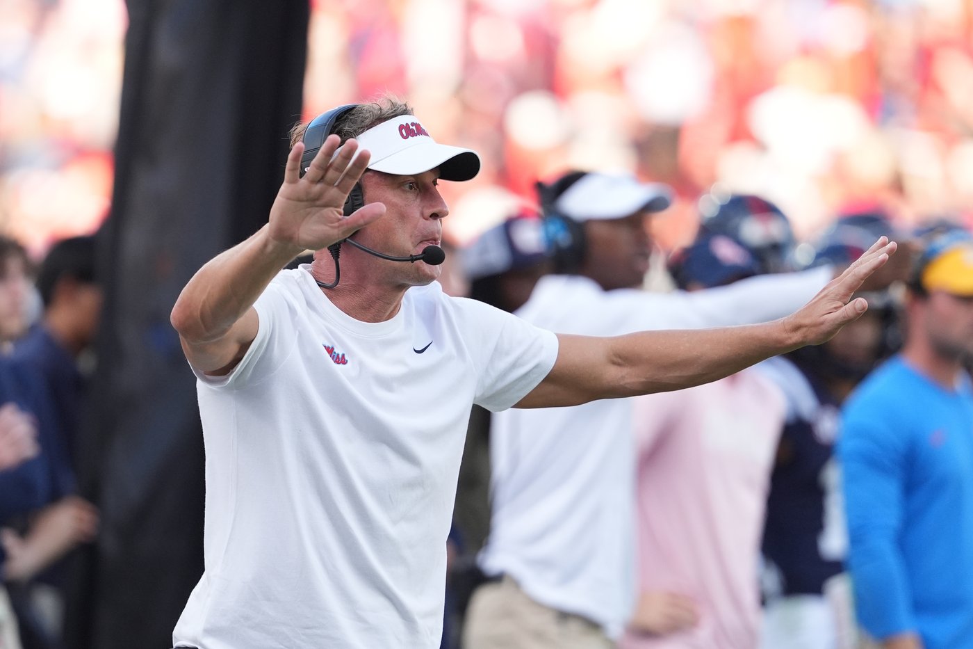 No. 6 Ole Miss aims to avoid a repeat of costly loss to Florida a season ago | iNFOnews.ca