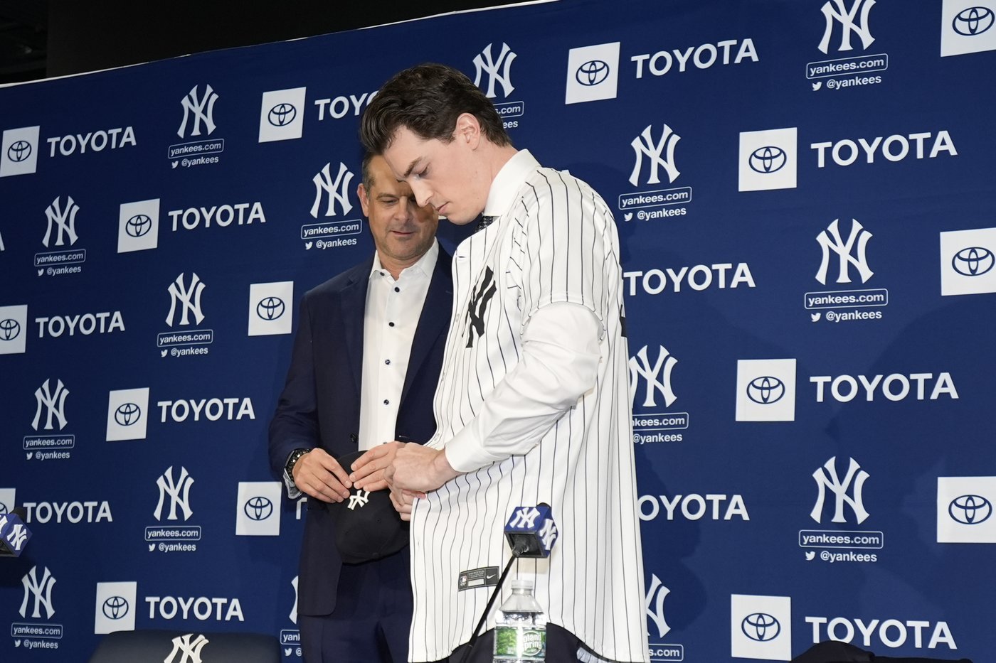 Max Fried's first thought on how to spend his Yankees fortune was his 3-year-old mutt, Apollo | iNFOnews.ca Max Fried's first thought on how to spend his Yankees fortune was his 3-year-old mutt, Apollo | iNFOnews.ca