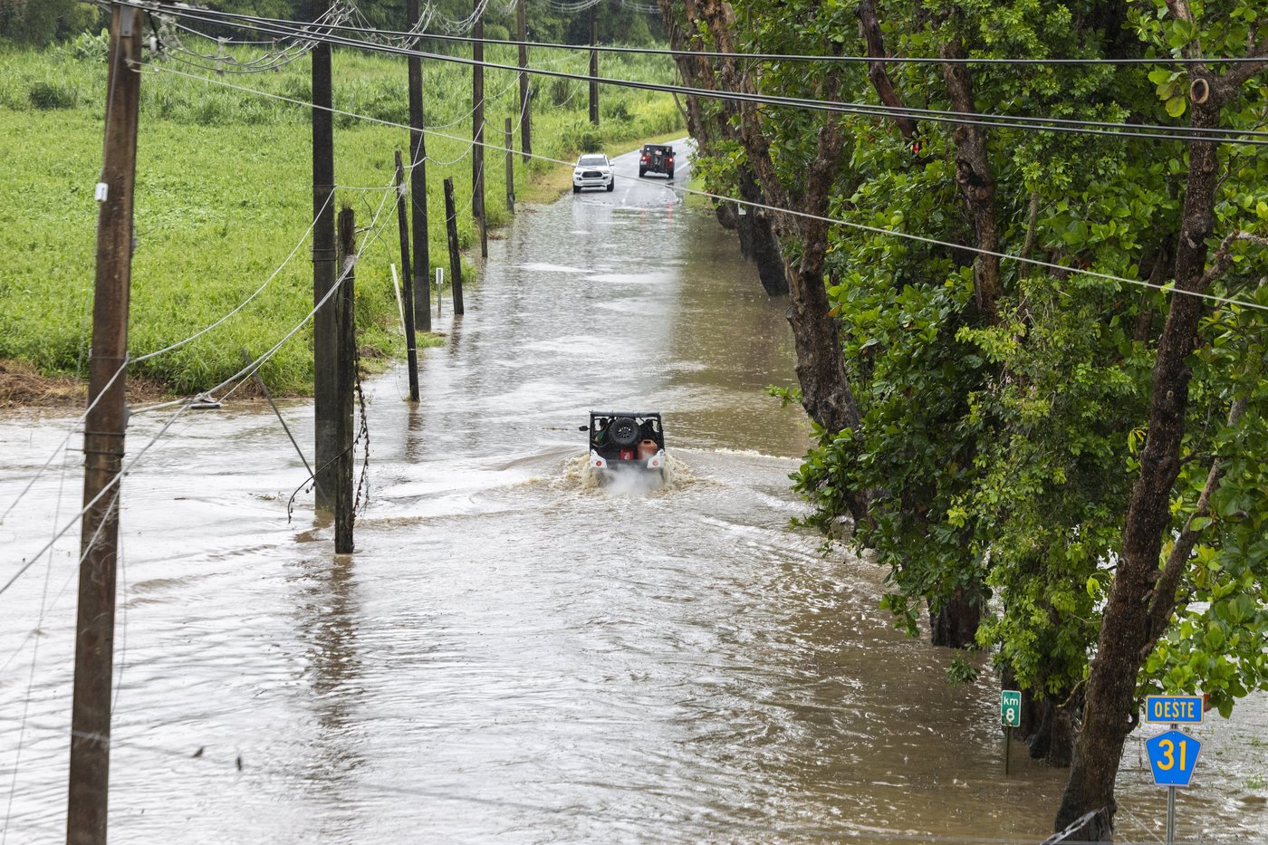 Hurricane Erin weakens to Category 3 as forecasters warn of storm's rapid growth | iNFOnews.ca
