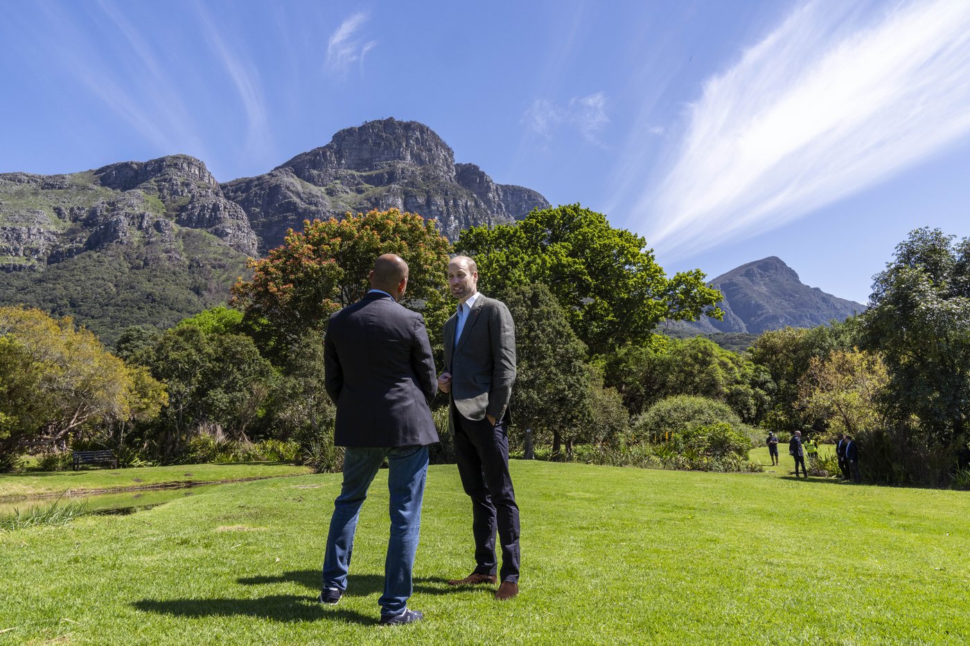 Prince William, in biodegradable sneakers, attends his Earthshot environment awards in South Africa | iNFOnews.ca Prince William, in biodegradable sneakers, attends his Earthshot environment awards in South Africa | iNFOnews.ca