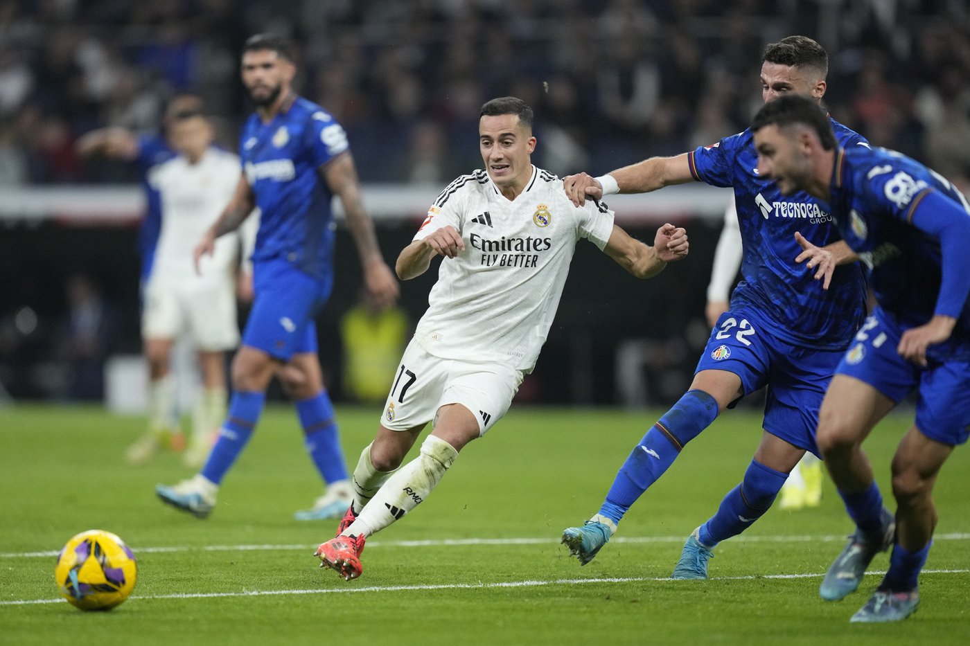 Mbappé and Bellingham respond to unhappy fans with goals in Real Madrid's 2-0 win over Getafe | iNFOnews.ca Mbappé and Bellingham respond to unhappy fans with goals in Real Madrid's 2-0 win over Getafe | iNFOnews.ca