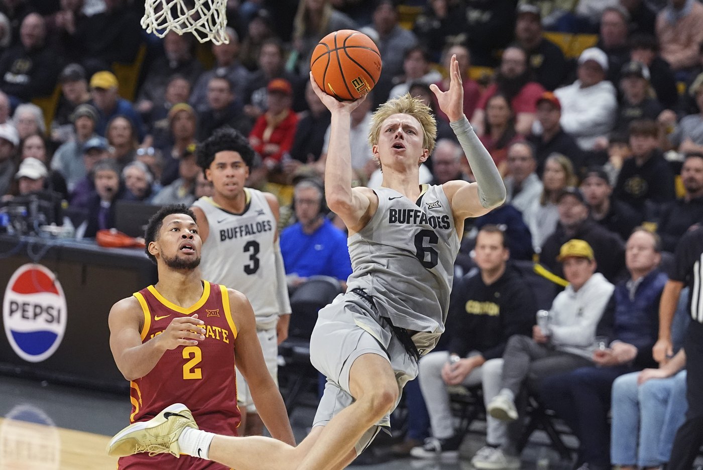 No. 3 Iowa State spoils Colorado's return to the Big 12, beats the Buffaloes 79-69 | iNFOnews.ca