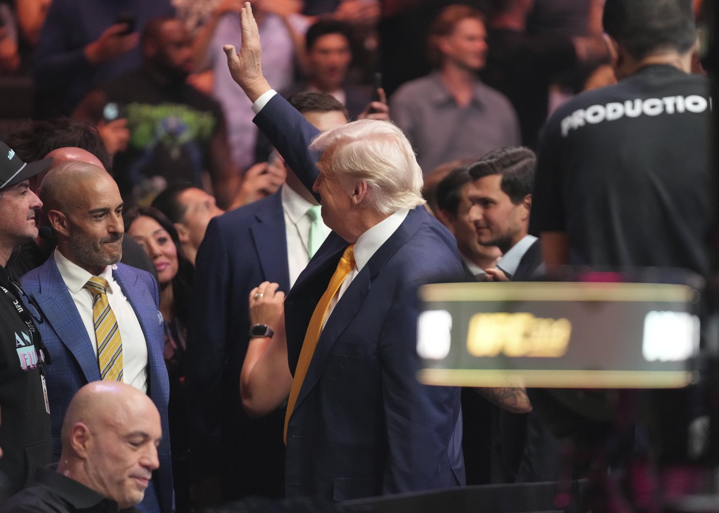 Trump sits cageside at Miami UFC event in his latest appearance at a sports event | iNFOnews.ca