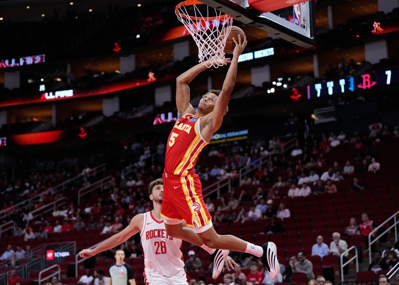 Hawks defensive standout Dyson Daniels agree to 4-year, $100 million extension, AP source says | iNFOnews.ca