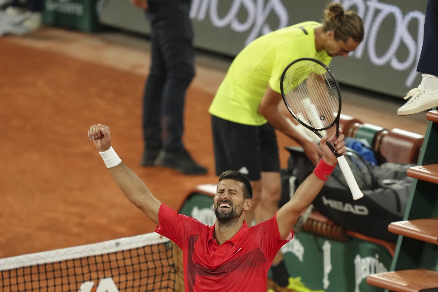 French Open: Novak Djokovic beats Alexander Zverev to set up a semifinal showdown with Jannik Sinner | iNFOnews.ca