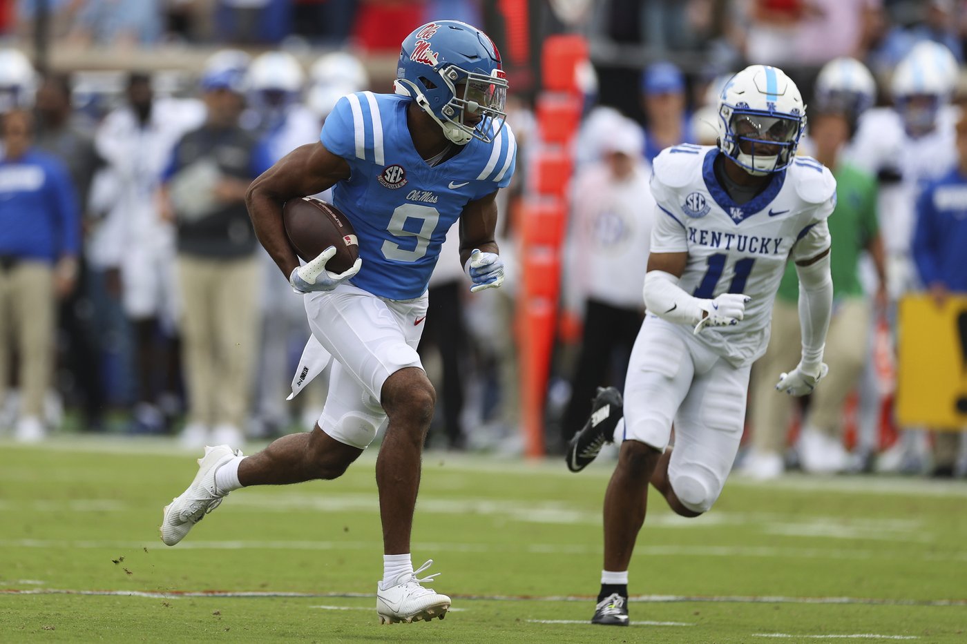 Kentucky upsets No. 6 Mississippi 20-17 with late TD and missed FG by Rebels in final minute | iNFOnews.ca Kentucky upsets No. 6 Mississippi 20-17 with late TD and missed FG by Rebels in final minute | iNFOnews.ca