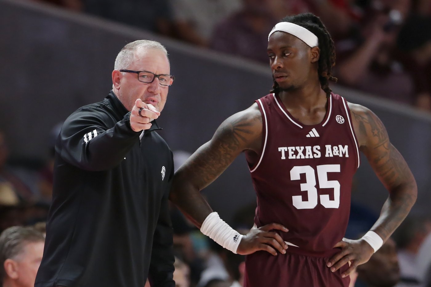 Roster chaos born of NIL money and the transfer portal have turned college hoops upside-down | iNFOnews.ca