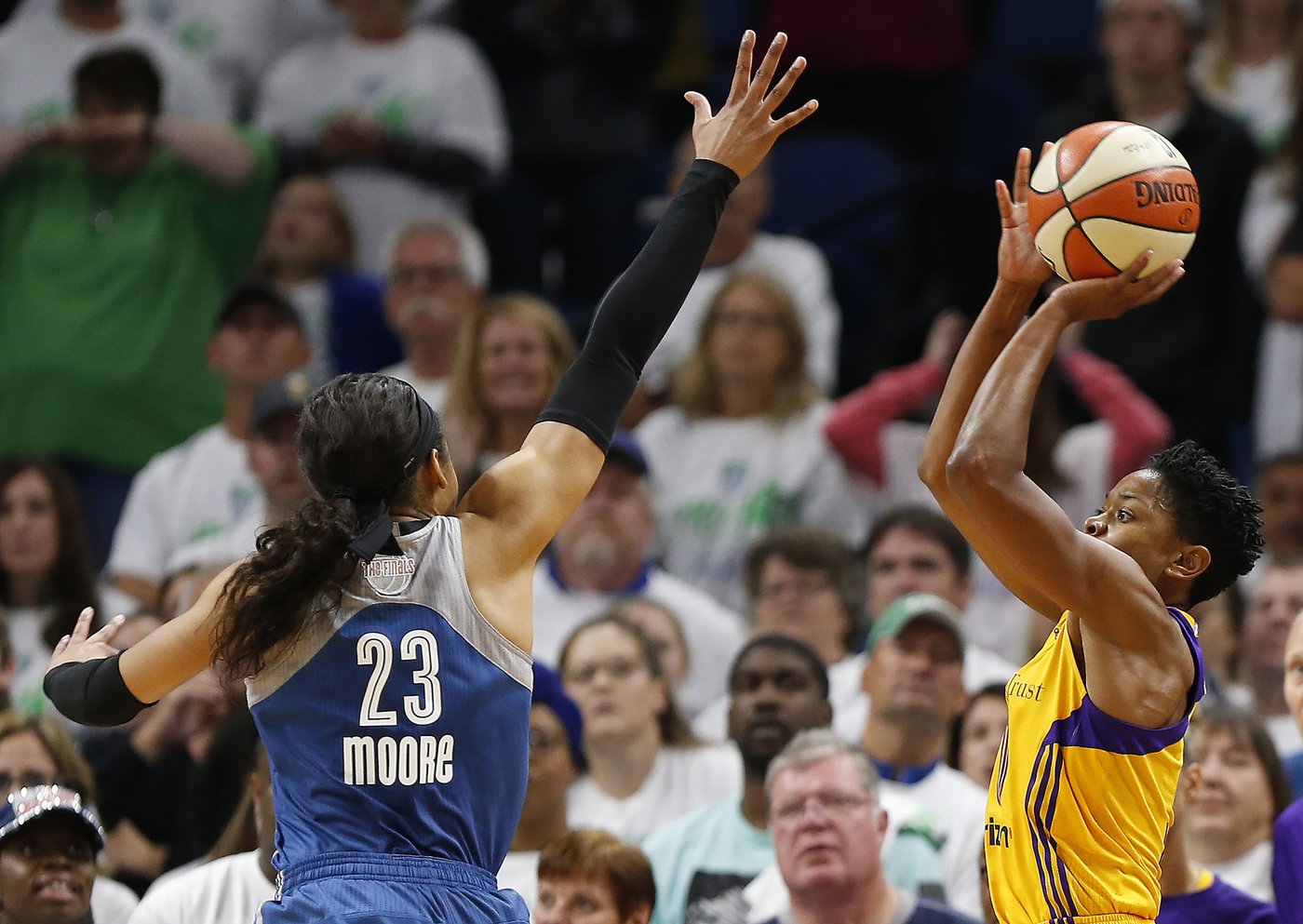 Ionescu's 3-pointer is latest iconic last-second shot in WNBA Finals history | iNFOnews.ca Ionescu's 3-pointer is latest iconic last-second shot in WNBA Finals history | iNFOnews.ca