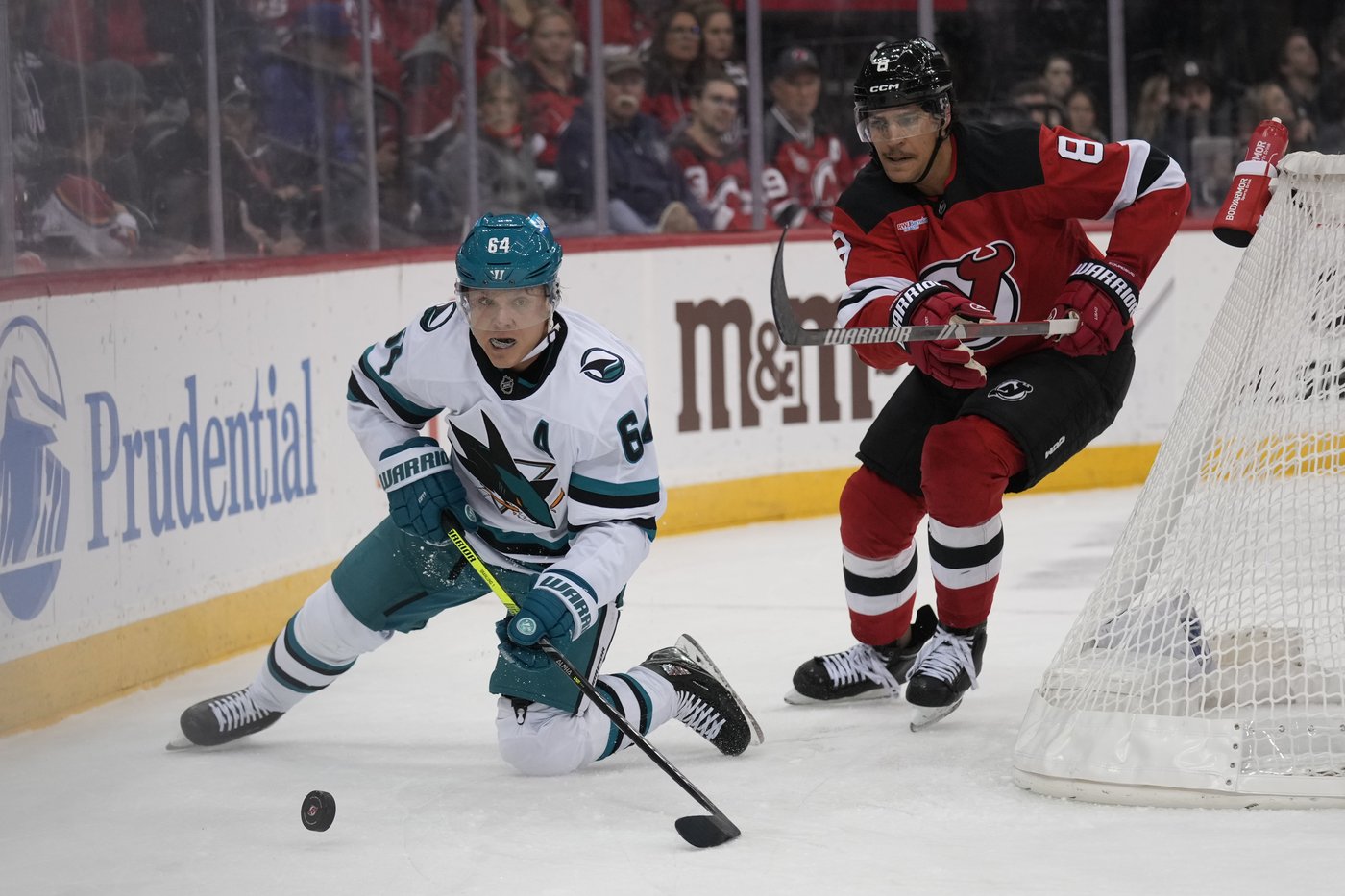 Sturm scores lone goal, Blackwood stops 44 shots and Devils edge Sharks 1-0 | iNFOnews.ca Sturm scores lone goal, Blackwood stops 44 shots and Devils edge Sharks 1-0 | iNFOnews.ca