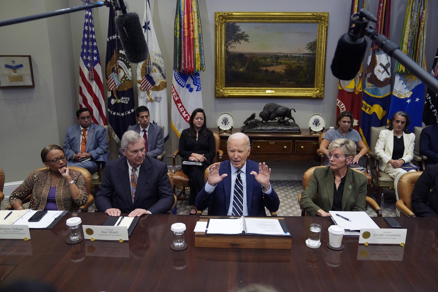 Biden postpones trip to Germany and Angola to monitor Hurricane Milton | iNFOnews.ca Biden postpones trip to Germany and Angola to monitor Hurricane Milton | iNFOnews.ca