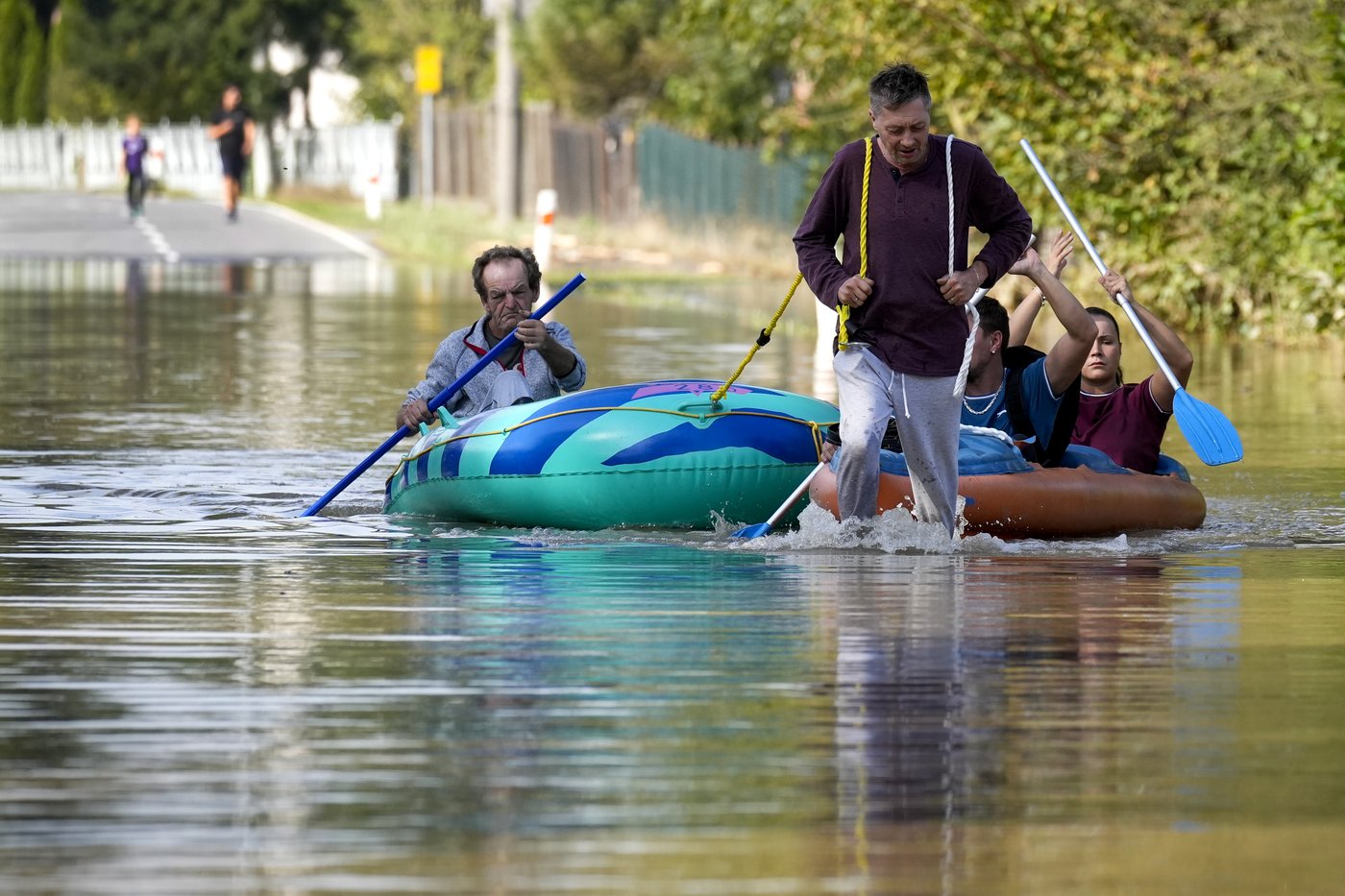 Rising rivers threaten southern Poland as flooding recedes elsewhere in Central Europe | iNFOnews.ca