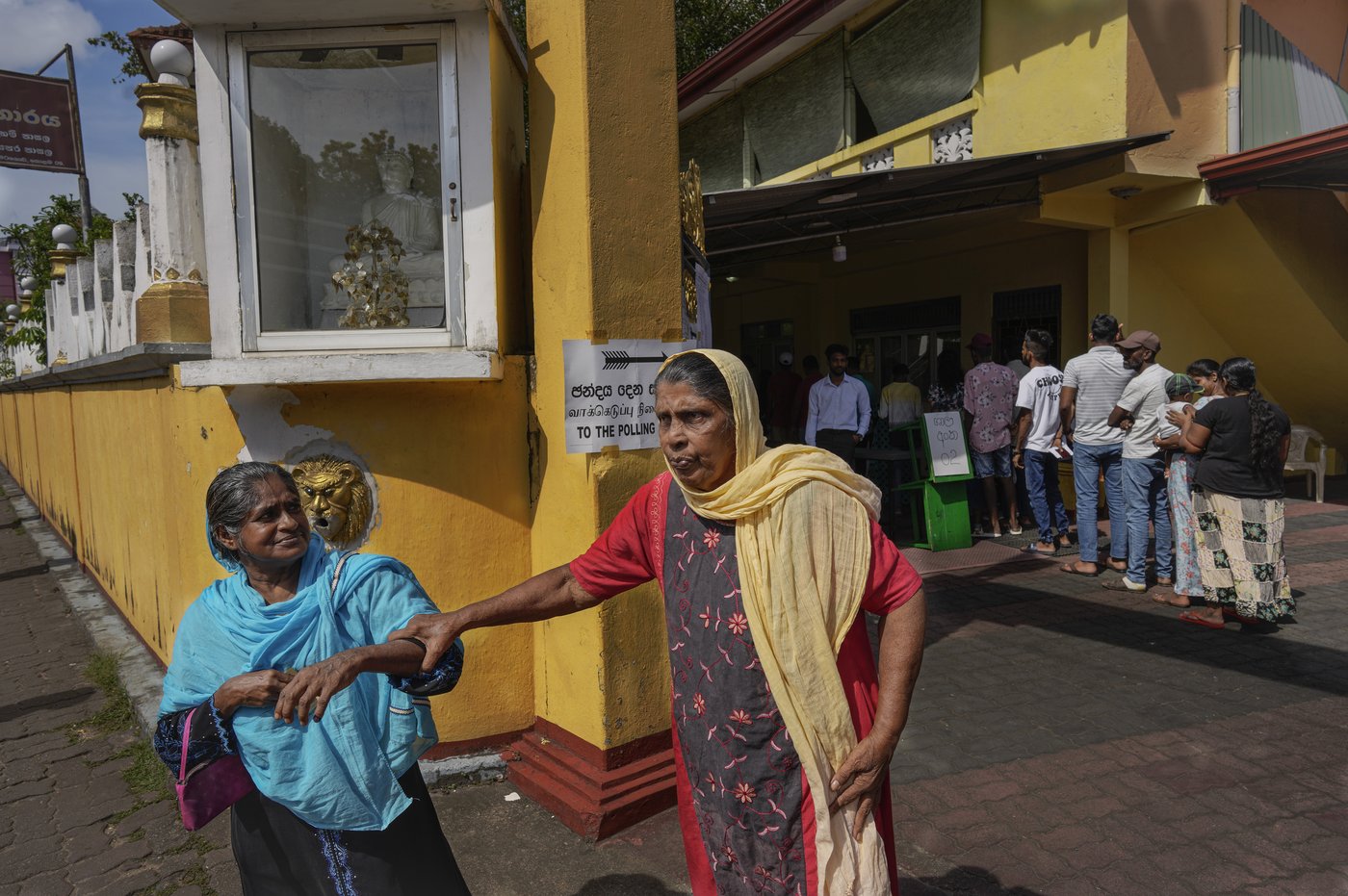 Marxist-leaning Dissanayake leads early official vote count in Sri Lanka's presidential election | iNFOnews.ca Marxist-leaning Dissanayake leads early official vote count in Sri Lanka's presidential election | iNFOnews.ca