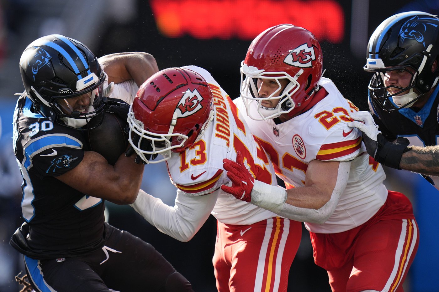 Patrick Mahomes and Chiefs win at the buzzer again, topping Panthers 30-27 on Shrader's field goal | iNFOnews.ca Patrick Mahomes and Chiefs win at the buzzer again, topping Panthers 30-27 on Shrader's field goal | iNFOnews.ca