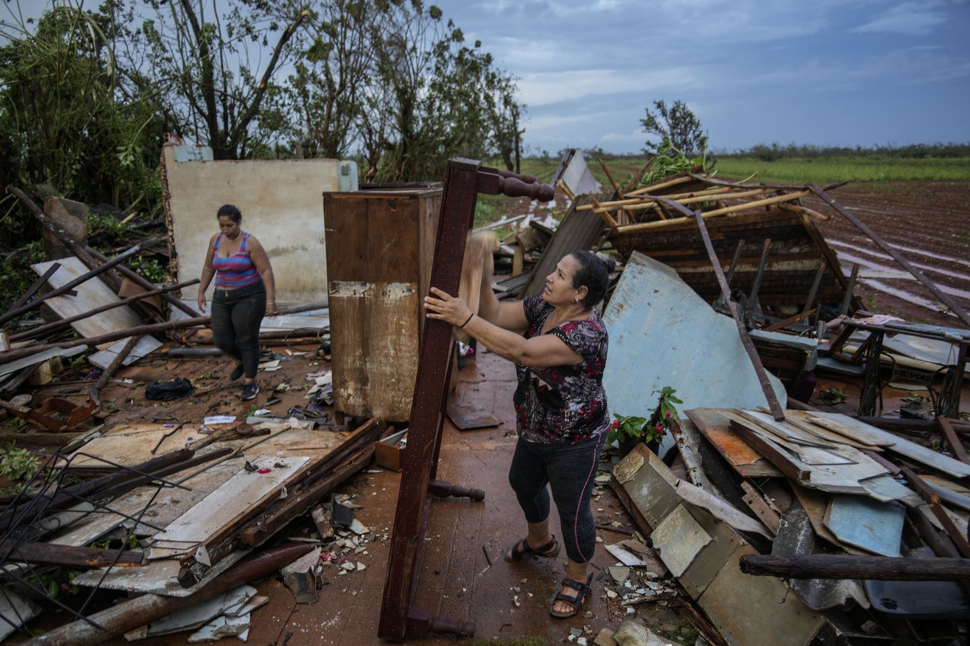 Hurricane Rafael swirls over Gulf of Mexico after ripping through Cuba | iNFOnews.ca Hurricane Rafael swirls over Gulf of Mexico after ripping through Cuba | iNFOnews.ca
