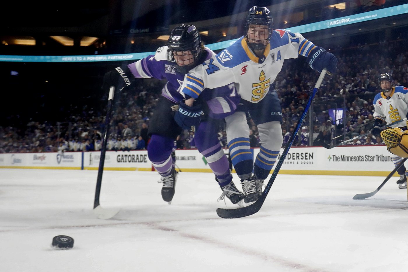 Fleet's Knight, Sceptres' Spooner highlight list of unprotected PWHL players | iNFOnews.ca